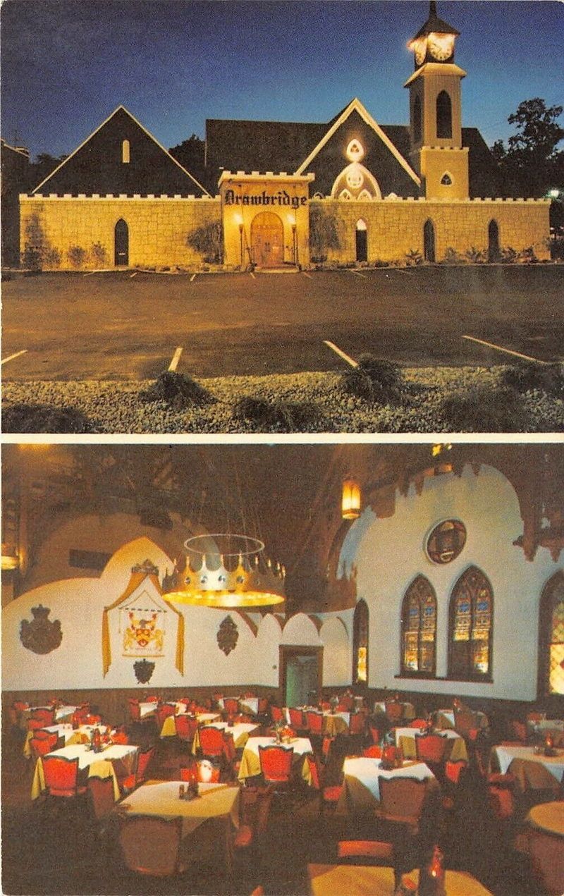 Drawbridge Restaurant - Vintage Postcard (newer photo)